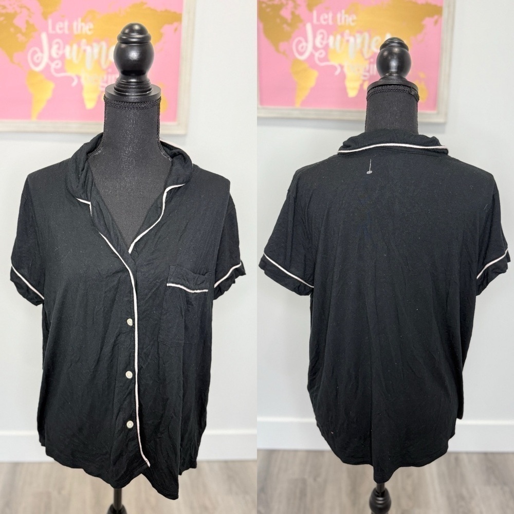Stars Above Black Button Up Pajama Top (L)
